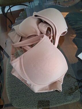 THREE Lands End Bras 32c Beige Comfort Form Bras